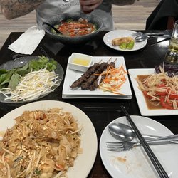 Pho Bar & Grill