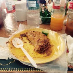 Tacos de Barbacoa Charlie