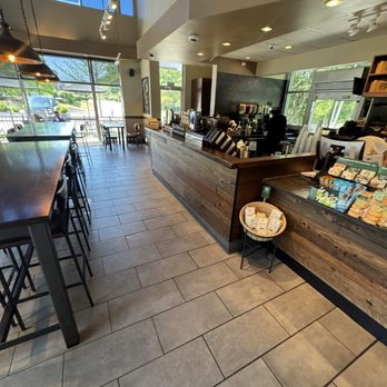 Starbucks - Coffee & Tea Near Me - Hendersonville, Tennessee Starbucks - Coffee & Tea Near Me - Hendersonville, Tennessee
