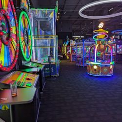Dave & Buster's Pineville