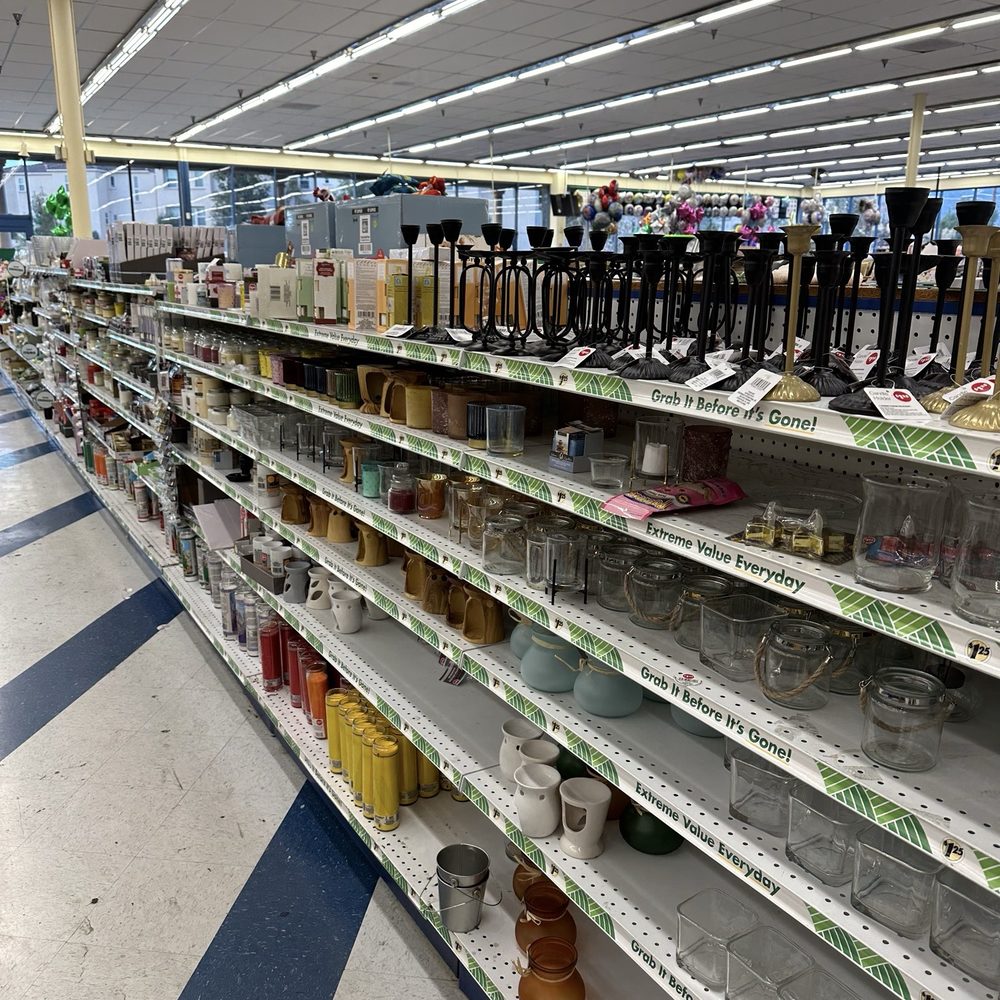 Dollar Tree - Home decor - Discount Store Near Me - El Monte, California