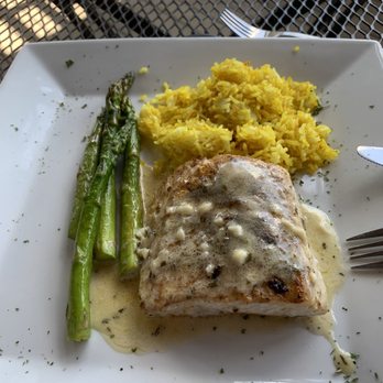 Parkway Grille - Mahi-mahi - American Near Me - Floyd, Virginia
