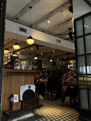 12 Chairs Café by null