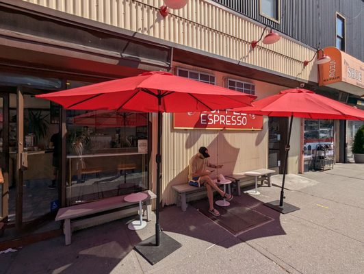 Paloma Coffee & Bakery, Greenpoint by null