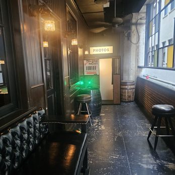 Seven Grand - Lounges Near Me - Los Angeles, California