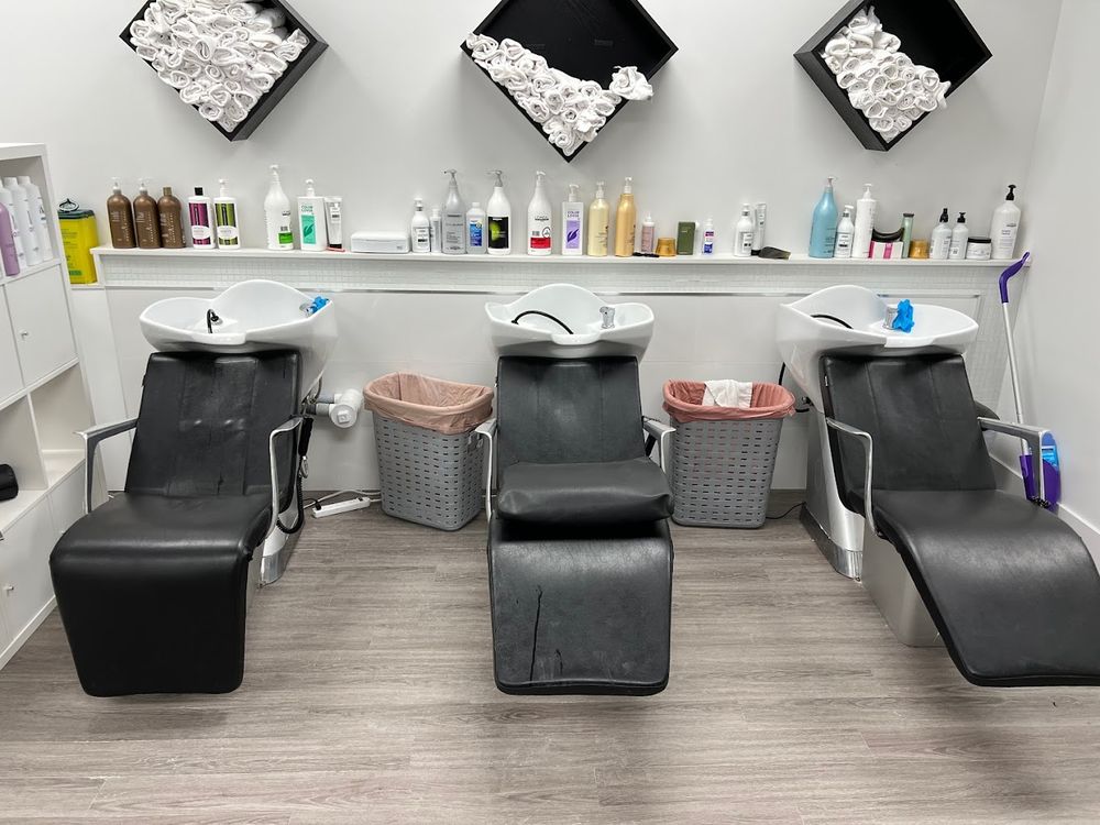 HAIR CRAZE Updated September 2024 18 Photos 4261 Highway 7, Unionville, Ontario Hair