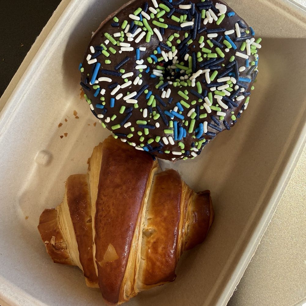 Modern Bread & Bagel - Bakeries Near Me - Beverly Hills, California Modern Bread & Bagel - Bakeries Near Me - Beverly Hills, California