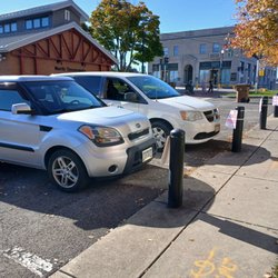 North Tonawanda Police Department - North tonawanda police refused to tow these vehicles, apparently they are above the law.