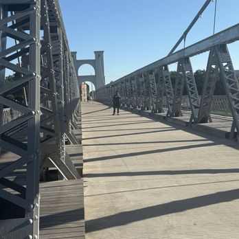 Waco Suspension Bridge - Landmarks & Historical Buildings Near Me - Waco, Texas Waco Suspension Bridge - Landmarks & Historical Buildings Near Me - Waco, Texas