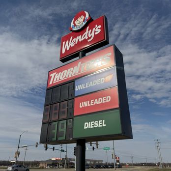 Thorntons - Gas Stations Near Me - Roscoe, Illinois