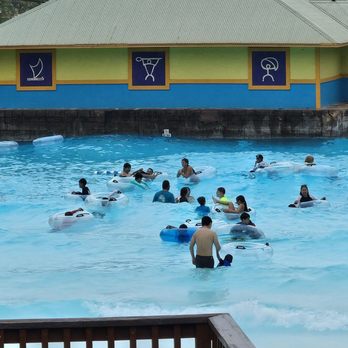 Wet 'n' Wild Hawaii - Amusement Parks Near Me - Kapolei, Hawaii Wet 'n' Wild Hawaii - Amusement Parks Near Me - Kapolei, Hawaii
