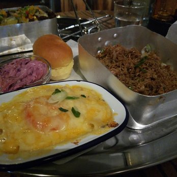 Button Street Smokehouse - Pulled pork with mac and cheese - Smokehouse Near Me - Liverpool, XMS Button Street Smokehouse - Pulled pork with mac and cheese - Smokehouse Near Me - Liverpool, XMS