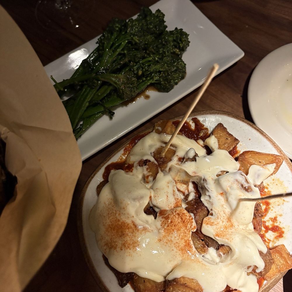 Patatas bravas