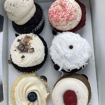 Pearl's Bake Shoppe - Bakeries Near Me - Richmond, Virginia Pearl's Bake Shoppe - Bakeries Near Me - Richmond, Virginia