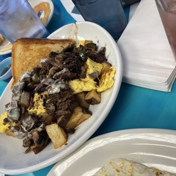 Liam's Deaner Brunch Bistro - Philly cheesesteak bowl - Breakfast & Brunch Near Me - Suffolk, Virginia