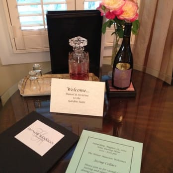 Honor Mansion - Hotels Near Me - Healdsburg, California