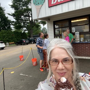 Durham Dari Serve - Ice Cream & Frozen Yogurt Near Me - Durham, Connecticut