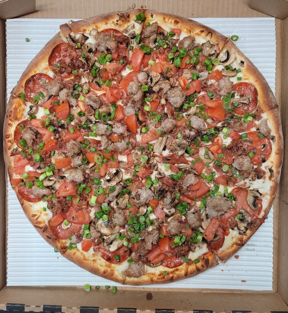 EDGEWATER PIZZA 141 Photos & 162 Reviews Pizza 26011 Eden Landing Rd, Hayward, CA