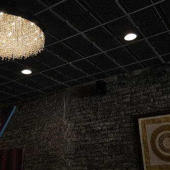 Sun Dawg Cafe - Dining area ceiling - Cafes Near Me - Greensburg, Pennsylvania
