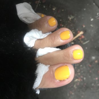 Apple Nail Salon - Nail Salons Near Me - Cerritos, California