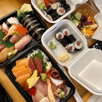 Sushi NAKATA - Chirashi Sushi Nigiri Combo Blue Fin Toro Sushi Negihama Roll Tuna Roll - Sushi Bars Near Me - Monrovia, California