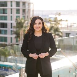 Sanam Faramarzi - PorchLight Xp Realty