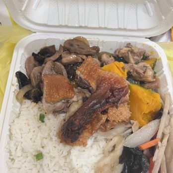 Shun Won Chinese Restaurant - Four dishes and a soup - Cantonese Near Me - Flushing, New York Shun Won Chinese Restaurant - Four dishes and a soup - Cantonese Near Me - Flushing, New York
