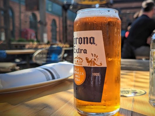 El Catrin Destileria by null