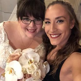 My bridal bouquet was everything i could have hoped for!