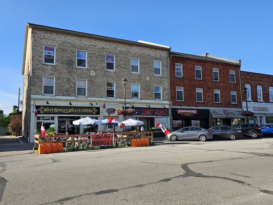 West Street Willy's Eatery by null