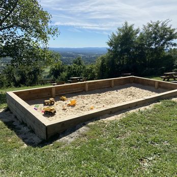Dirt Farm Brewing - Huge sandbox for the little babes. - Breweries Near Me - Bluemont, Virginia