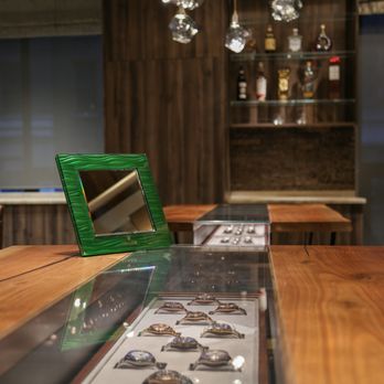 Avi & Co - Jewelry Near Me - New York, New York