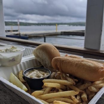 Dock Lunch - Amazing fish and chips eaten on the waterside patio! - Diners Near Me - Penetanguishene, Ontario