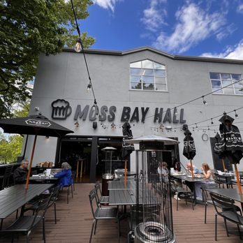 Moss Bay Hall - Comfort Food Near Me - Kirkland, Washington Moss Bay Hall - Comfort Food Near Me - Kirkland, Washington