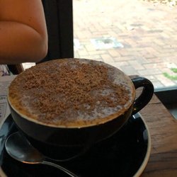 Papa's Bagel Bar - Cappuccino with chocolate shavings, so delicious!!!