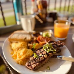 Costa Kitchen & Bar in Santa Barbara gift card