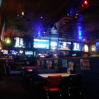 Bubba's 33 - Inside - American Near Me - Peoria, Arizona