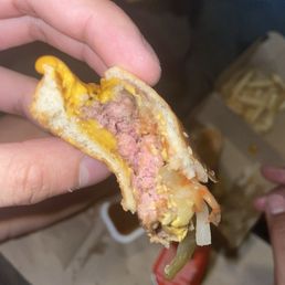 Raw beef in Quarter Pounder with Cheese Raw beef in Quarter Pounder with Cheese