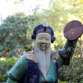 Blake Garden - Statue in the gardens - Parks Near Me - Kensington, California