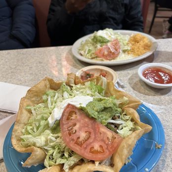Dos Reales Mexican Restaurant - Taco Fajita Salad - Mexican Near Me - Champaign, Illinois Dos Reales Mexican Restaurant - Taco Fajita Salad - Mexican Near Me - Champaign, Illinois