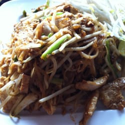 Mana Thai Cuisine - Vegetarian Pad Thai with Chicken.  I didn't know Chicken was Vegetarian.