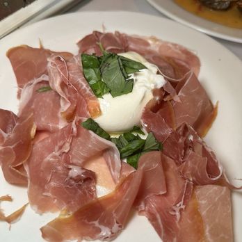 Cafe Silvium - La burratina - Italian Near Me - Stamford, Connecticut Cafe Silvium - La burratina - Italian Near Me - Stamford, Connecticut