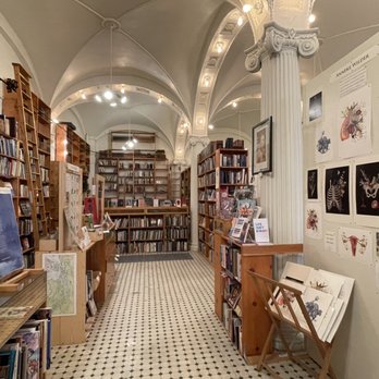 Arundel Books - Beautiful interior - Bookstores Near Me - Seattle, Washington Arundel Books - Beautiful interior - Bookstores Near Me - Seattle, Washington