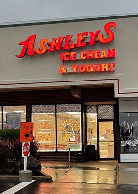 ASHLEY’S ICE CREAM - Updated October 2025 - 38 Photos & 70 Reviews ...
