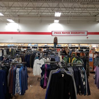 Tractor Supply - Department Stores Near Me - Geneva, New York