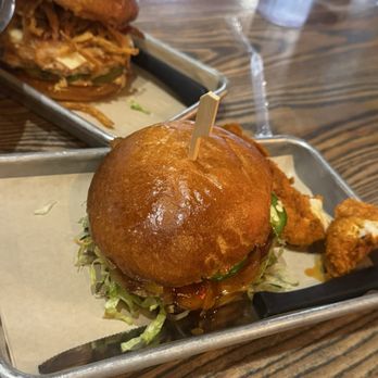 Hopdoddy Burger Bar - Crispy chicken sandwich - Bars Near Me - Stafford, Texas Hopdoddy Burger Bar - Crispy chicken sandwich - Bars Near Me - Stafford, Texas