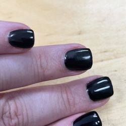 Urban 1 Nails - The buffing on the third finger nail