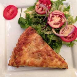 Le Montmartre - Quiche con espinaca y champiñones.