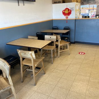 New Hong Kong Garden - Interior - Chinese Near Me - Lyons, Illinois New Hong Kong Garden - Interior - Chinese Near Me - Lyons, Illinois