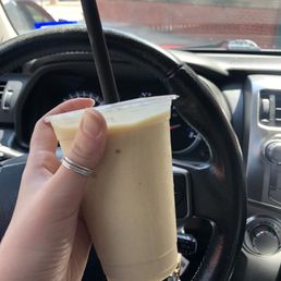 White chocolate Reese's shake White chocolate Reese's shake